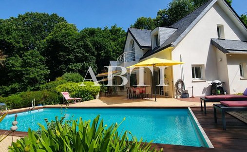 Villa in Quimper, Brittany, France 1