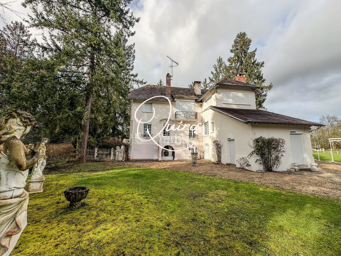 House in Saussay, Centre-Val de Loire, France 1 - 18496297