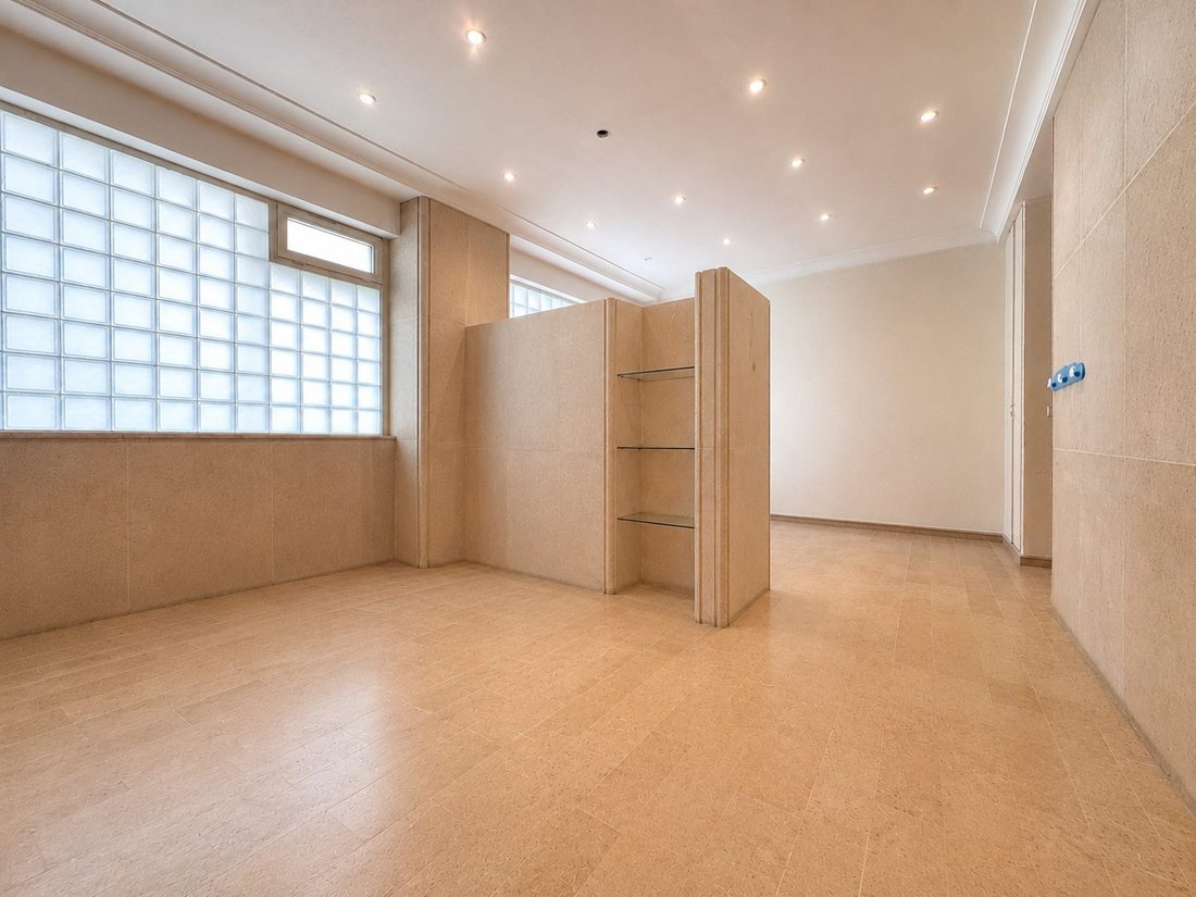 Apartment in Léon-Blum Folie-Regnault, Paris 11e Arrondissement, Paris 4 - 18496251