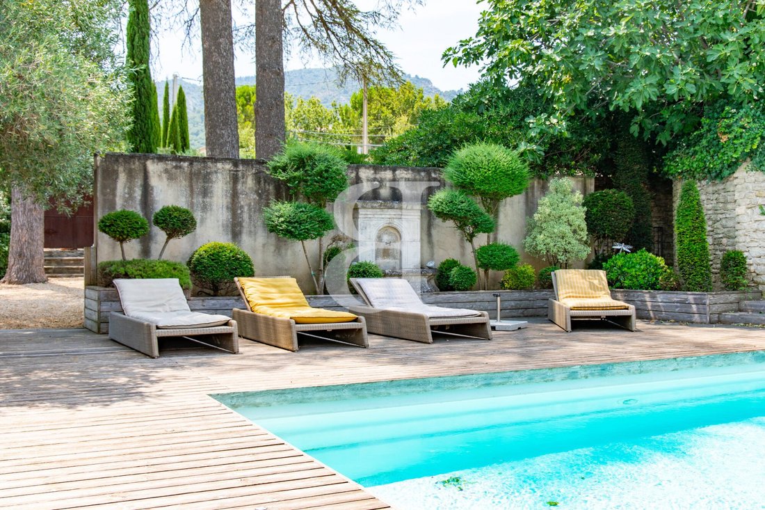 Country House in Oppède, Provence-Alpes-Côte d'Azur, France 3 - 18496234