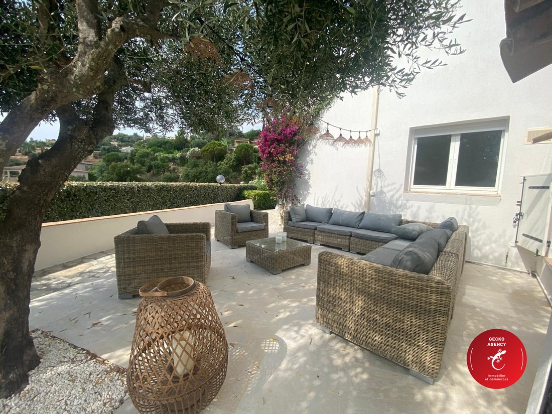 Villa in Ville-Les Saquedes-Le Bouillonnet, Sainte-Maxime, France 3 - 18496182
