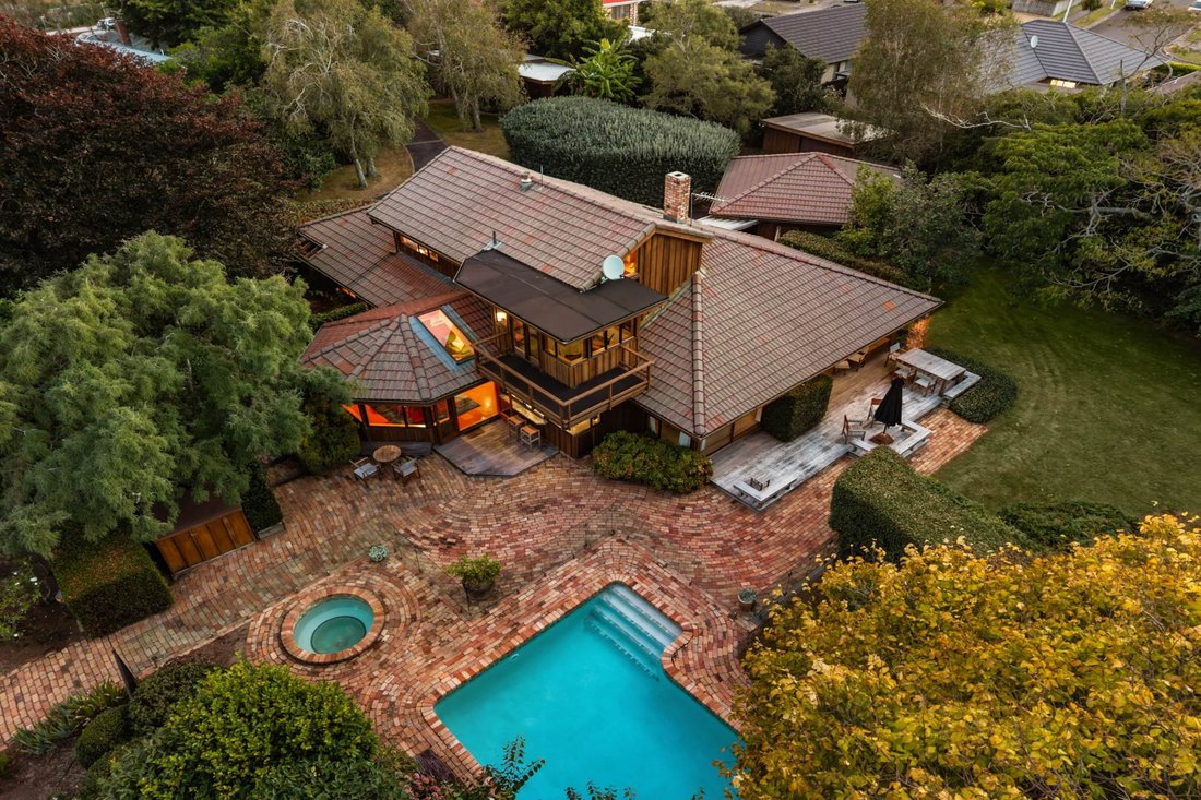 House in Pukekohe Hill, New Zealand 1 - 18151231
