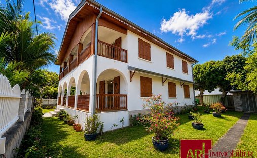 House in L'Étang-Salé, Saint-Pierre, Réunion 1