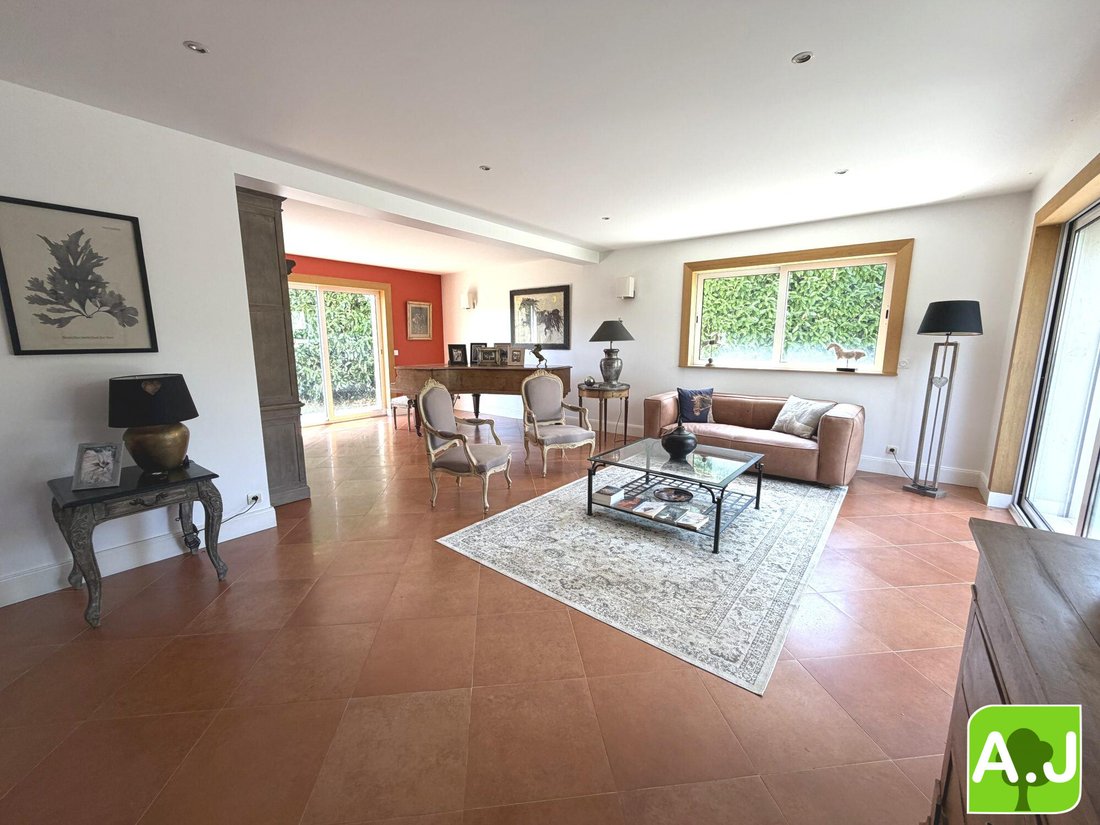 House in Sorel-Moussel, Centre-Val de Loire, France 4 - 18496119