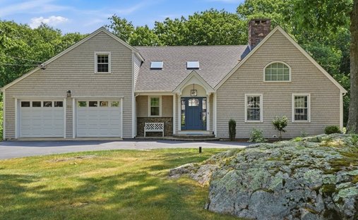 House in Cohasset, Massachusetts, United States 1