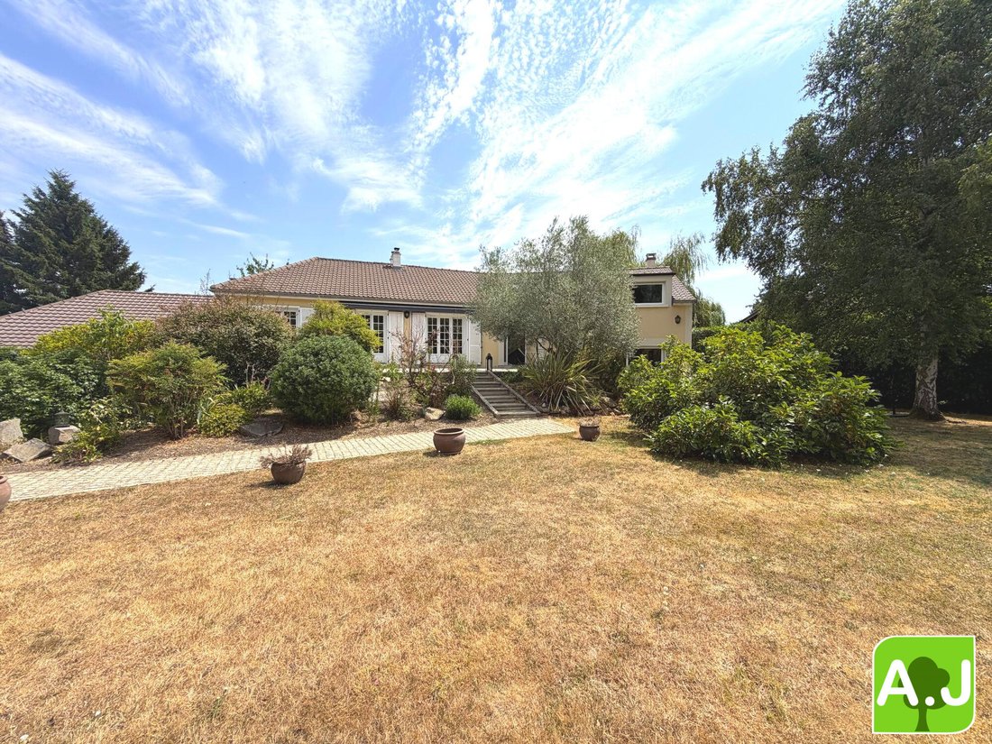 House in Sorel-Moussel, Centre-Val de Loire, France 2 - 18496119