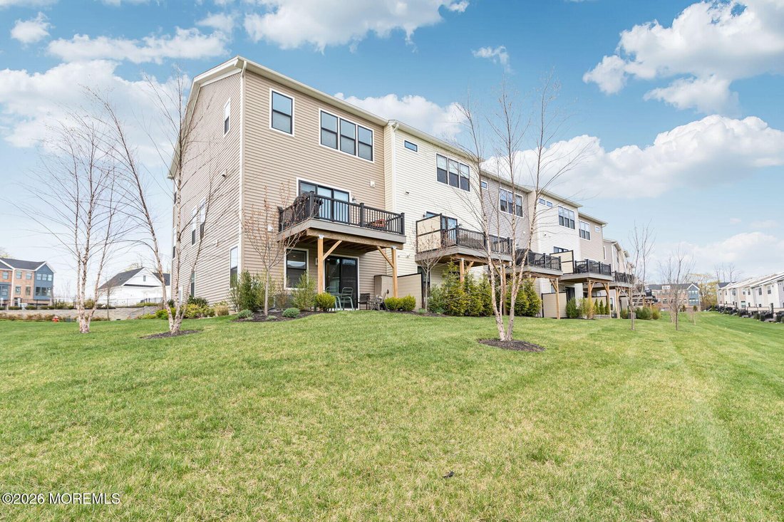 Condo in Lincroft, New Jersey, United States 3 - 18496496