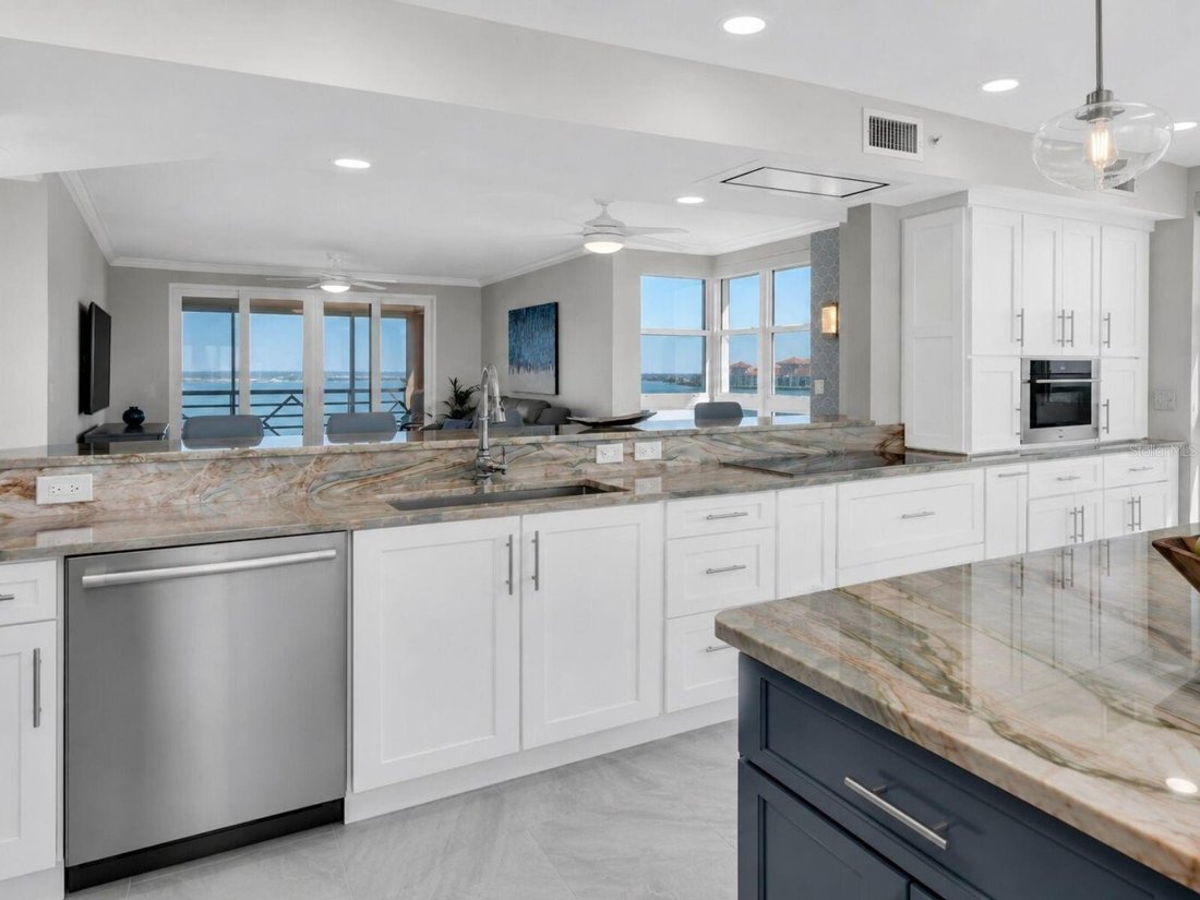 House in St. Petersburg, Florida, United States 3 - 18495978