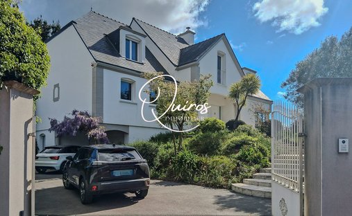 House in Noyalo, Theix-Noyalo, France 1