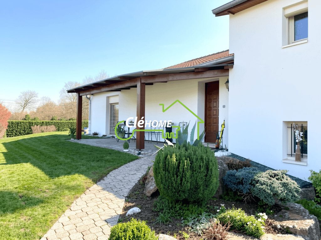 Villa in Saint-Georges-de-Reneins, Auvergne-Rhône-Alpes, France 4 - 17343669