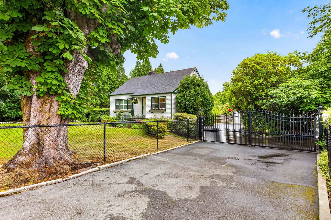 House in Maple Ridge, British Columbia, Canada 2 - 18496071