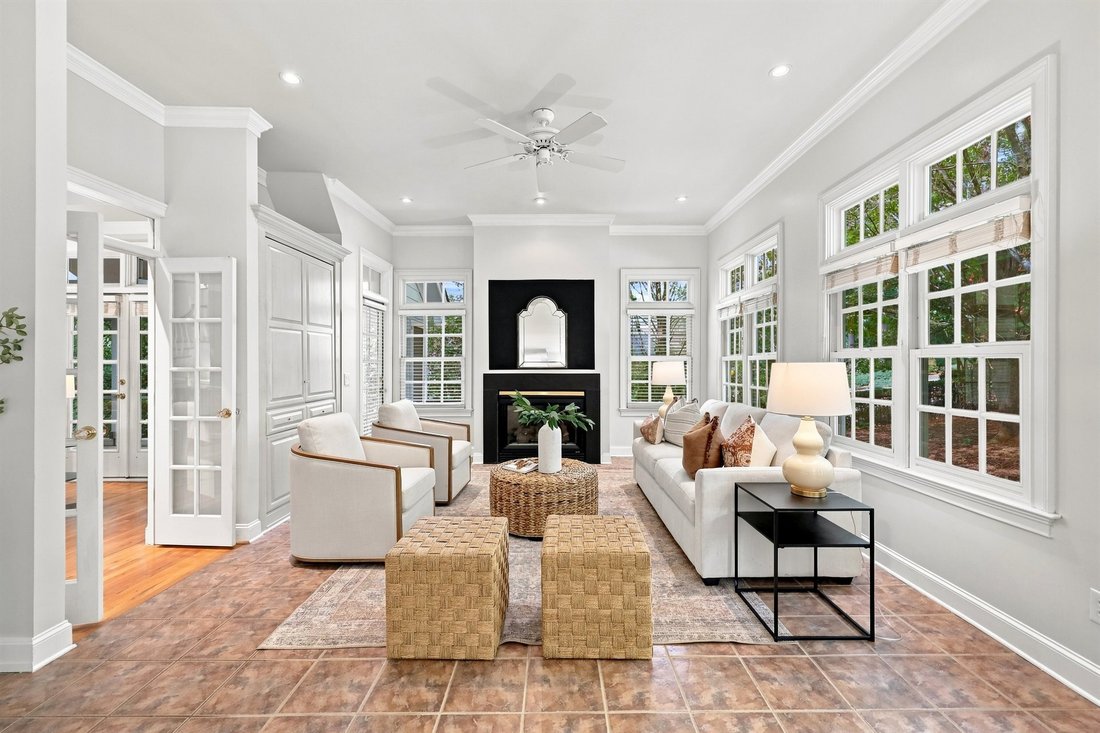 House in Chapel Hill, North Carolina, United States 4 - 18495953
