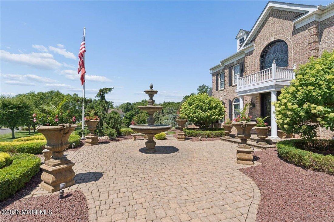 House in Manalapan Township, New Jersey, United States 5 - 18496503