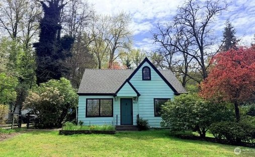 House in Kenmore, Washington, United States 1
