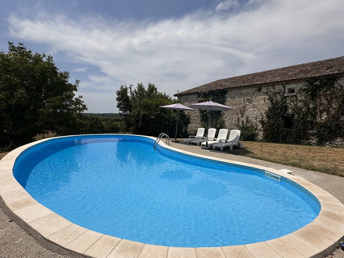 House in Lalandusse, Nouvelle-Aquitaine, France 1 - 18496255