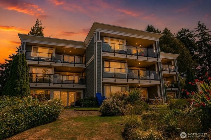 Condo in Kirkland, Washington, United States 2 - 18496389