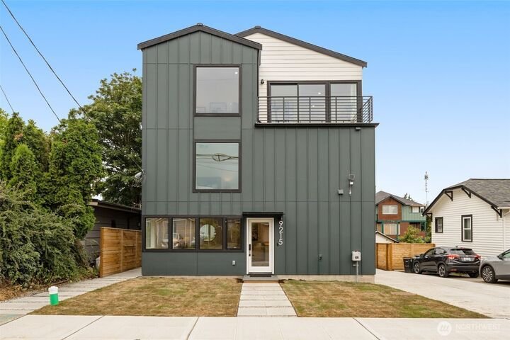 House in Seattle, Washington, United States 2 - 18496359