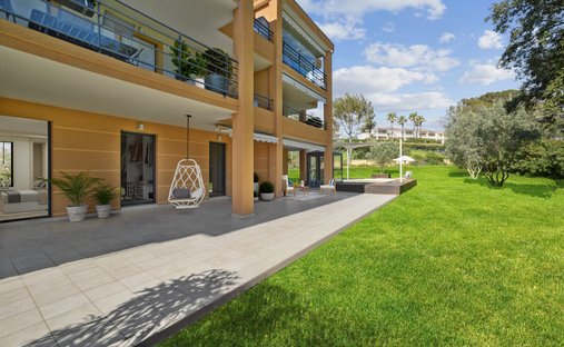 Apartment in Le Dramont-Agay-Anthéor-Le Trayas, Saint-Raphaël, France 1