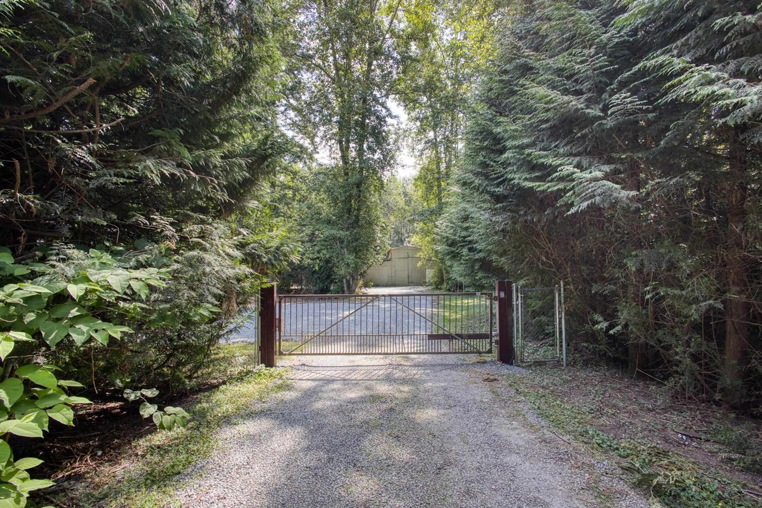 House in Langley Township, British Columbia, Canada 2 - 18496069