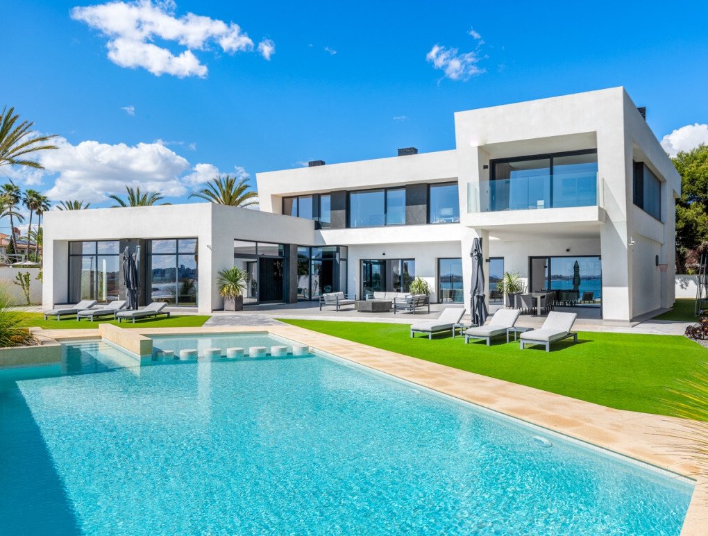 Villa in Cabo Roig, Orihuela, Valencian Community 1 - 18496635