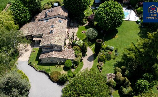 Farm Ranch in Montvendre, Auvergne-Rhône-Alpes, France 1