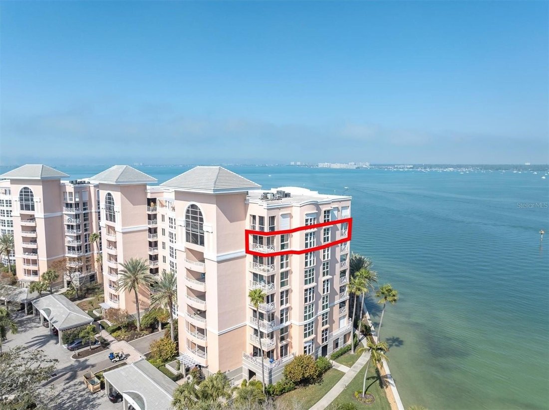 House in St. Petersburg, Florida, United States 1 - 18495978