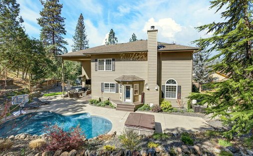 House in Applegate, Oregon, United States 1