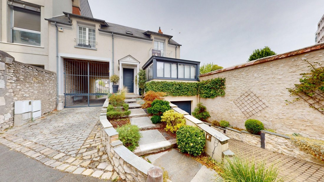 Maison à Bourgogne-Pasteur, Orléans, France 1 - 18315373