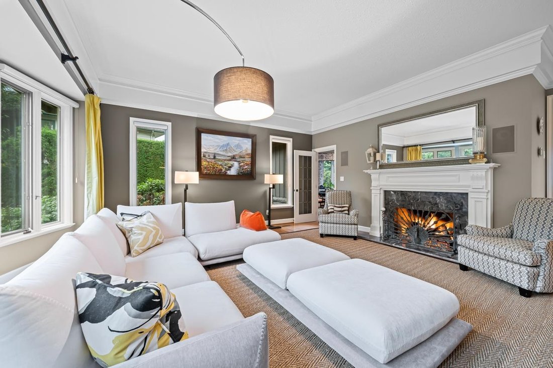 House in West Vancouver, British Columbia, Canada 5 - 18496067