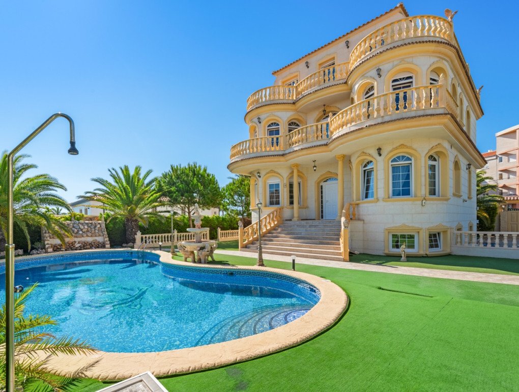 Villa in Playa Flamenca, Orihuela, Valencian Community 5 - 18496609