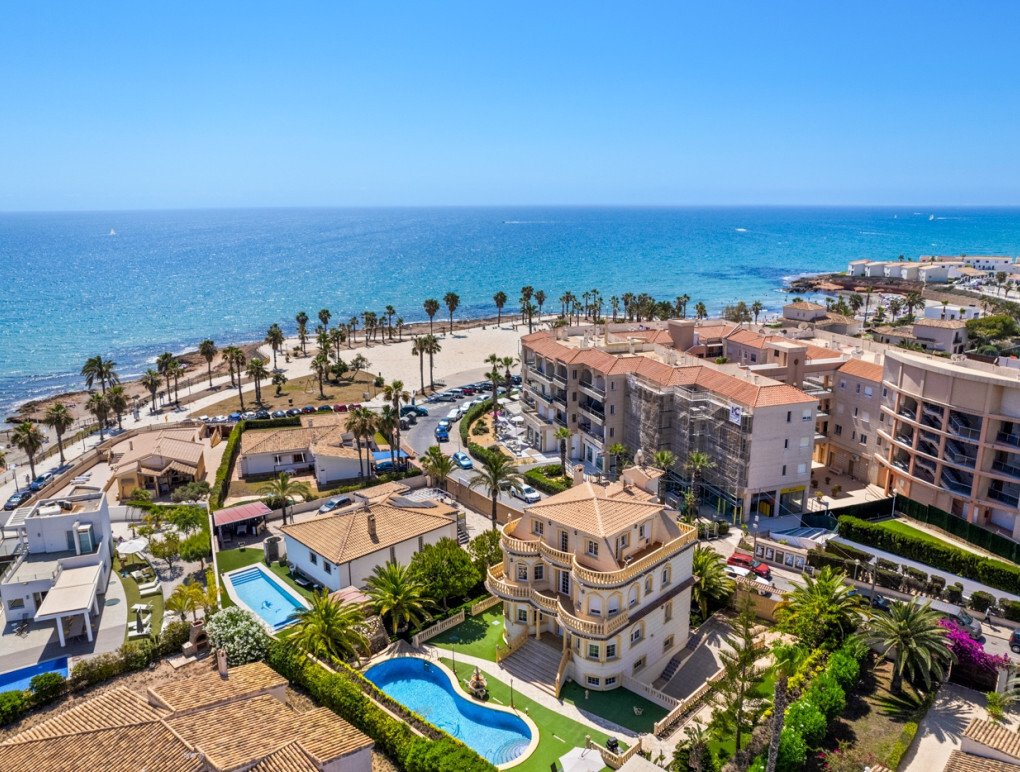 Villa in Playa Flamenca, Orihuela, Valencian Community 1 - 18496609