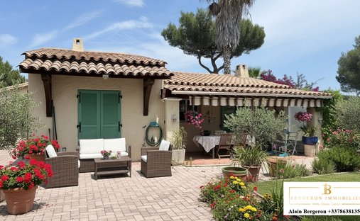 House in Le Dramont-Agay-Anthéor-Le Trayas, Saint-Raphaël, France 1