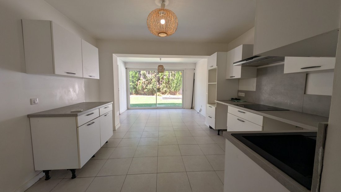 Villa in Sud, Montferrier-sur-Lez, France 2 - 18496274