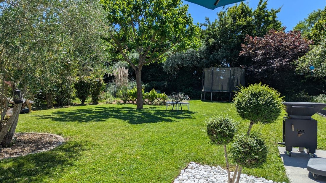 House in Saint-Cyr-sur-Loire, Centre-Val de Loire, France 2 - 18496239