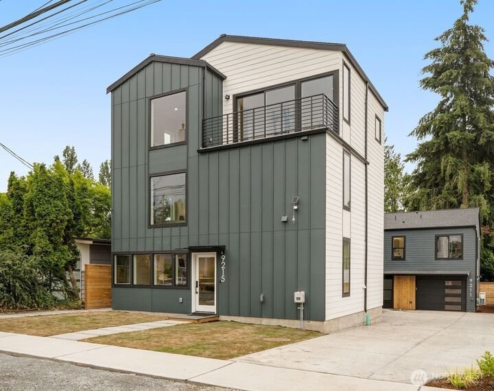 House in Seattle, Washington, United States 1 - 18496359