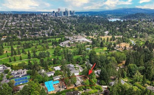 House in Medina, Washington, United States 1