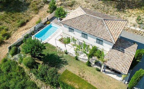 House in Aiglun, Provence-Alpes-Côte d'Azur, France 1