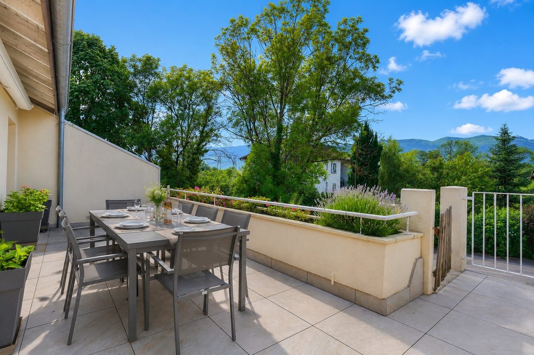 Apartment in Prévessin-Moëns, Auvergne-Rhône-Alpes, France 1 - 17052911