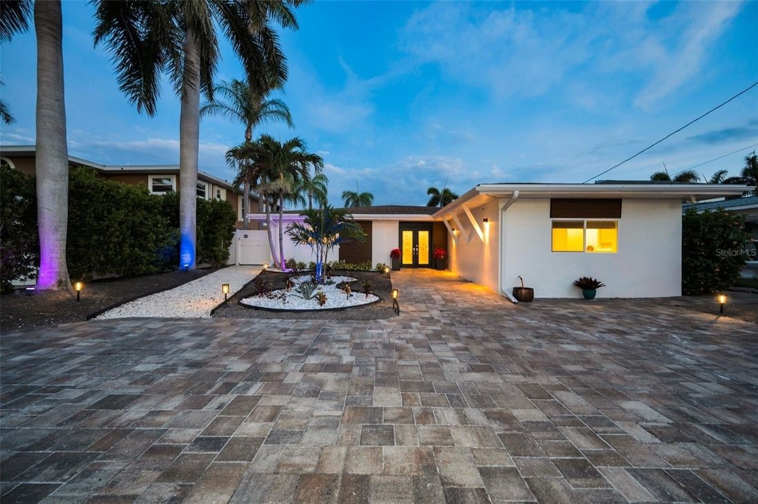 House in Madeira Beach, Florida, United States 1 - 18495966