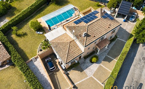 Villa in Trans-en-Provence, Provence-Alpes-Côte d'Azur, France 1