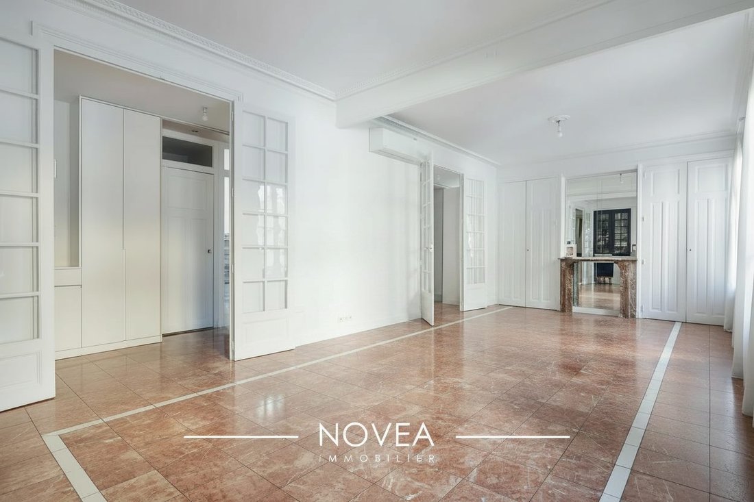 Apartment in Zola - Pressence, Villeurbanne, France 3 - 18496177