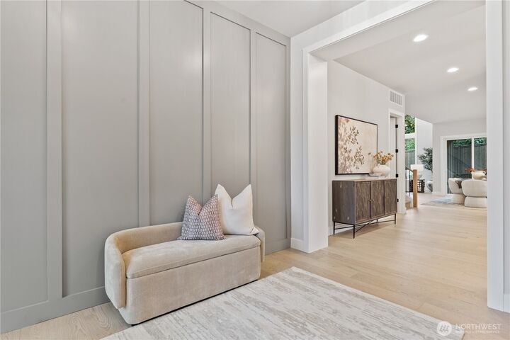 House in Bellevue, Washington, United States 4 - 18496370