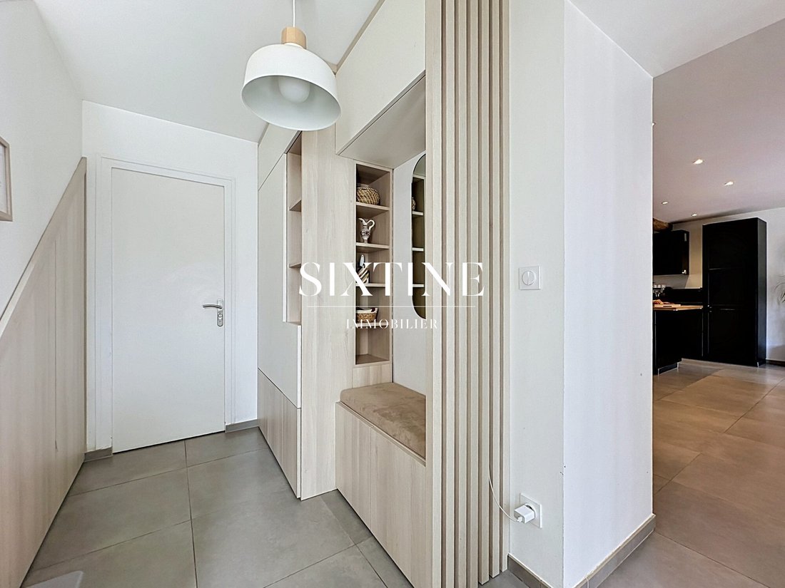 Apartment in Perica-La Roue, Rillieux-la-Pape, France 3 - 18496173