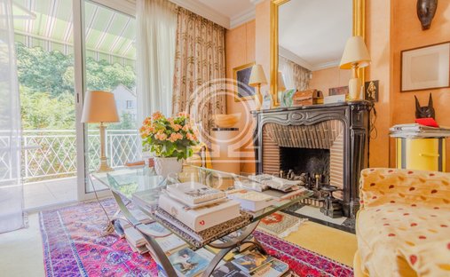 House in Le Plateau, Louveciennes, France 1