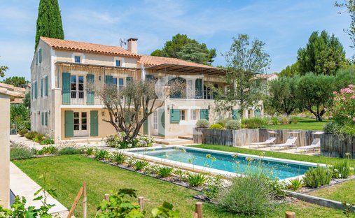 Villa in Fontvieille, Provence-Alpes-Côte d'Azur, France 1