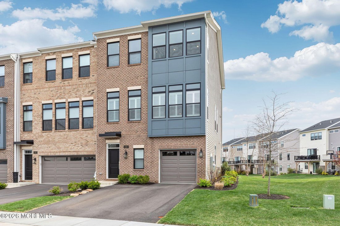 Condo in Lincroft, New Jersey, United States 2 - 18496496