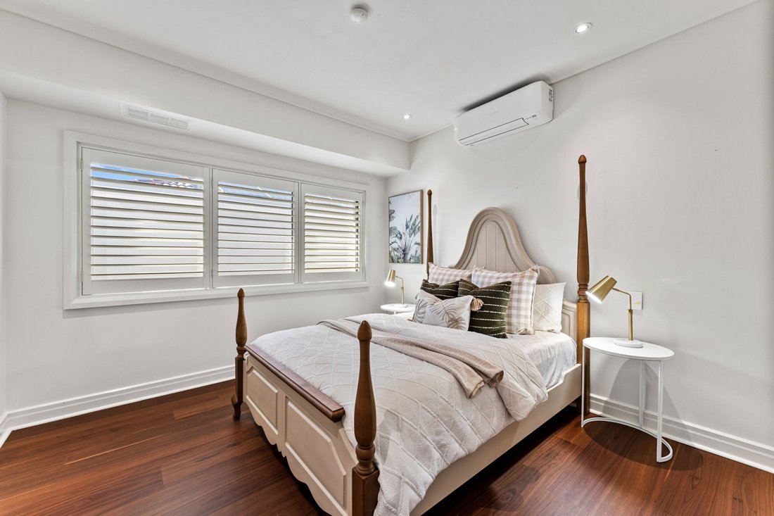 House in Hope Island, Queensland, Australia 4 - 18496065