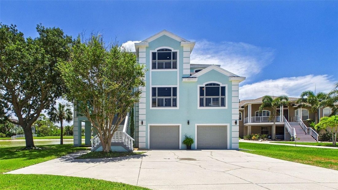 House in Tarpon Springs, Florida, United States 2 - 17657041