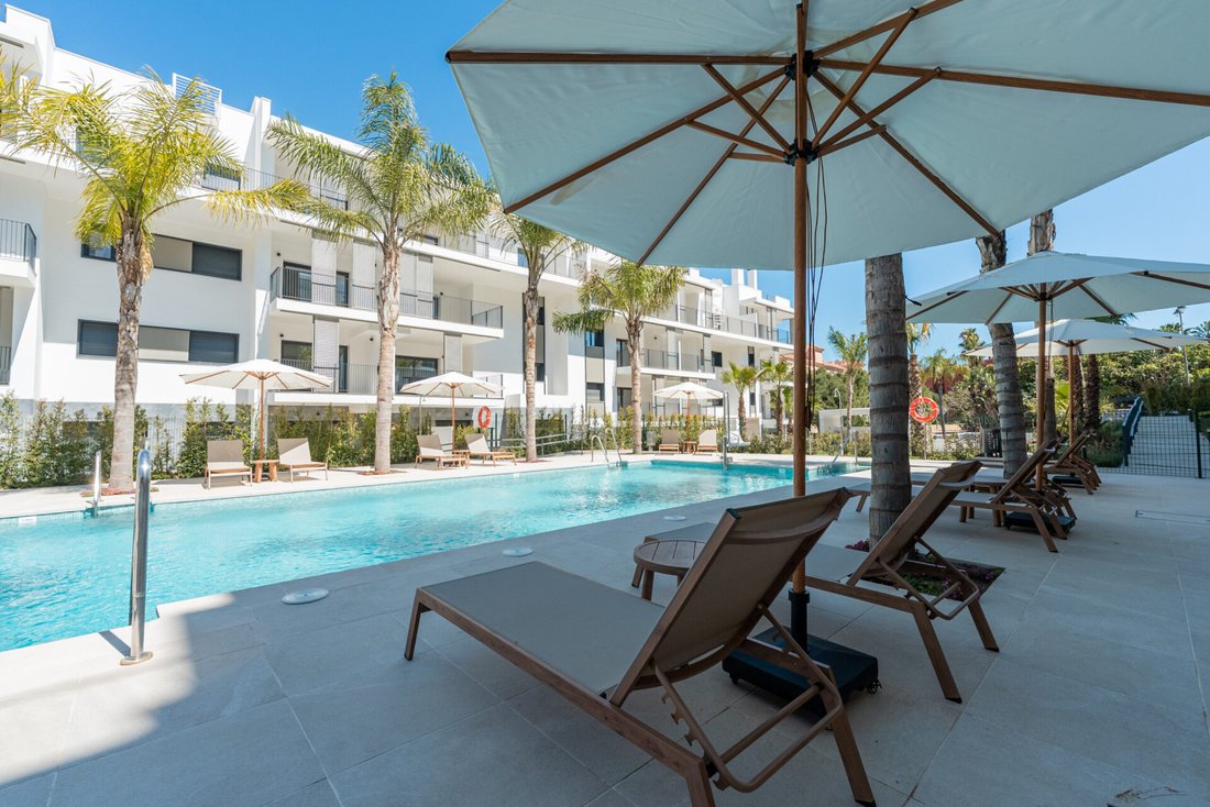 Penthouse in Estepona, Andalusia, Spain 3 - 18496651