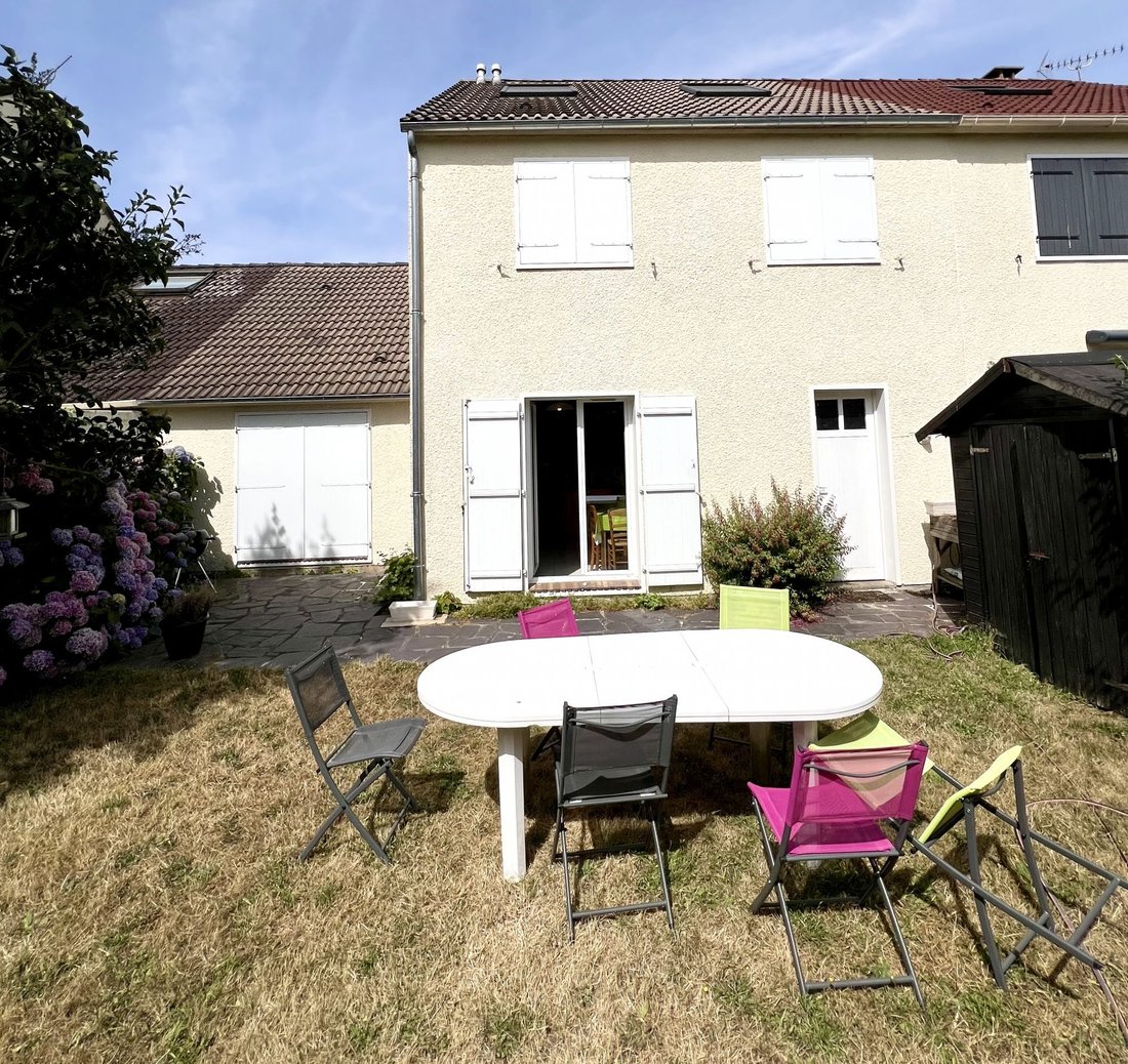 House in Saint-Aubin, Ile-de-France, France 3 - 18496240